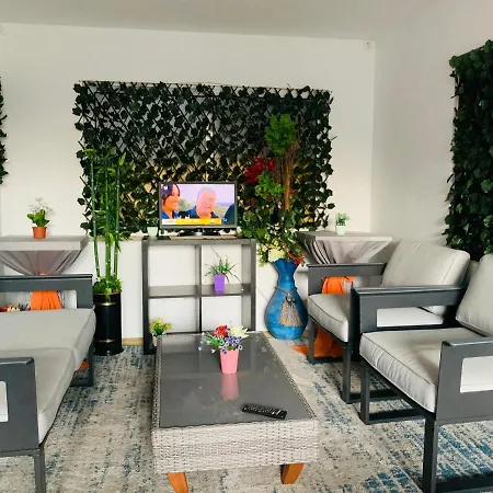Rumah Holiday home Esposende